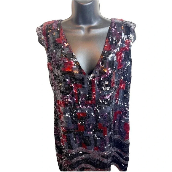 Bcbg Sequined shift dress. Deep V cut in the front. - Picture 2 of 11
